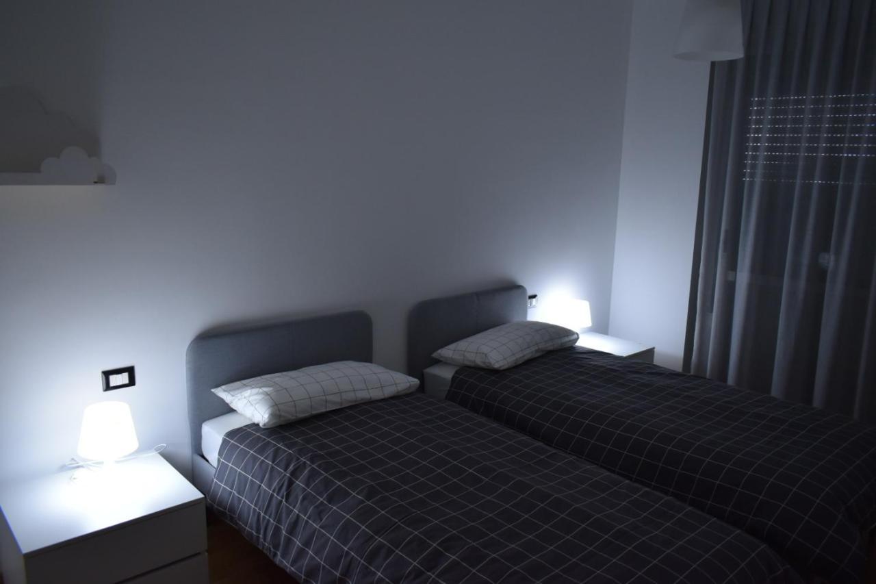 Apartament House Promenade Santa Giulia Mediolan Zewnętrze zdjęcie