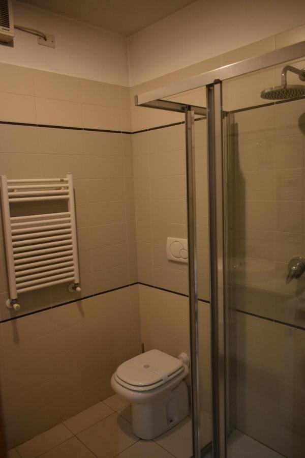 Apartament House Promenade Santa Giulia Mediolan Zewnętrze zdjęcie
